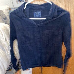 ABERCROMBIE & FITCH BLACK BUTTON DOWN